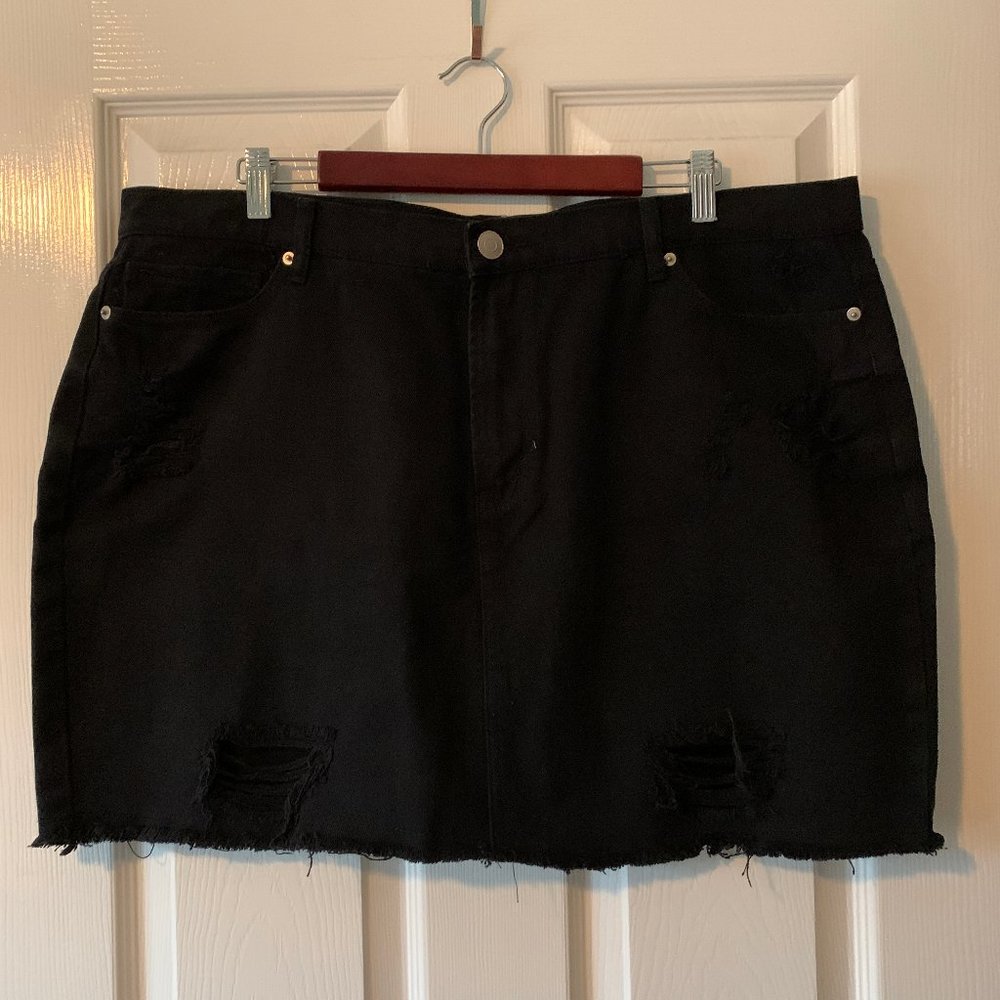 F21 Ripped Jean Skirt - Picture 2 of 8